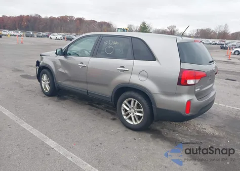 2015 Kia Sorento Lx from USA, damaged, VIN 5XYKTCA66FG649261